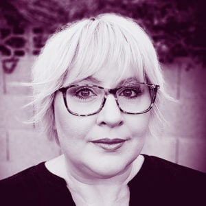 Podcast-Headshot-2022-E-Beth-Marshall-300x300-2