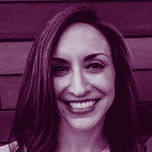 Podcast-Headshot-2022-Sarah-Fisherlu-2
