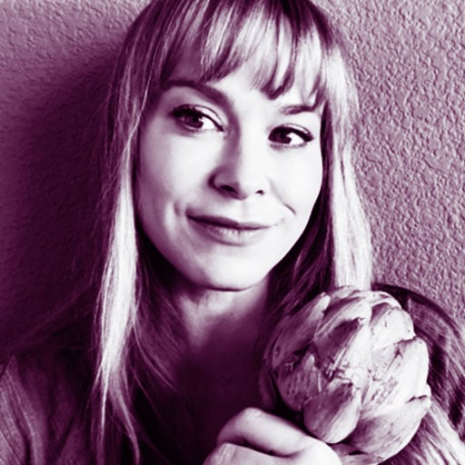 Podcast-Headshot-Cristina-L