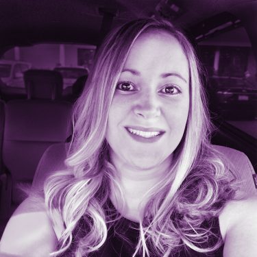 Podcast-Headshot-Jenna-Marinelli-375x375-3