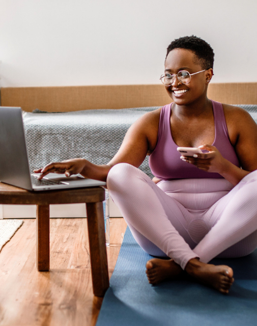 woman doing virtual pelvic floor therapy